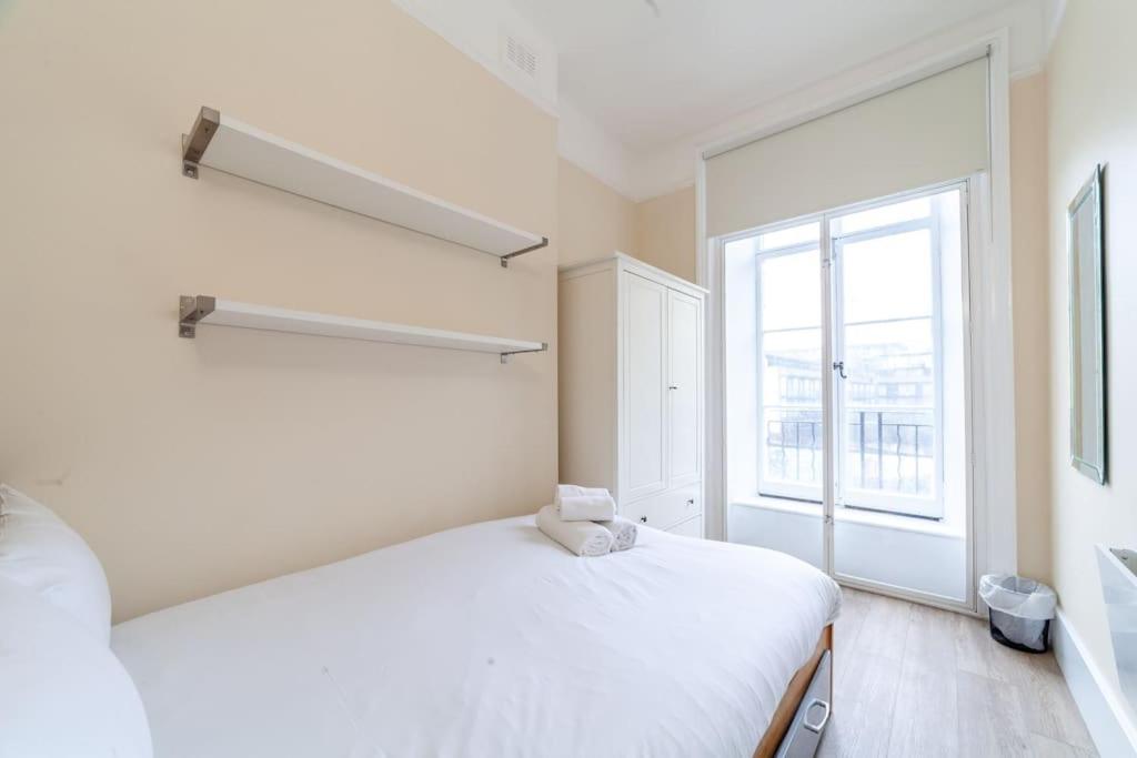Spacious & Central 3-Bed Flat By Popular Waterloo! Londres Exterior foto