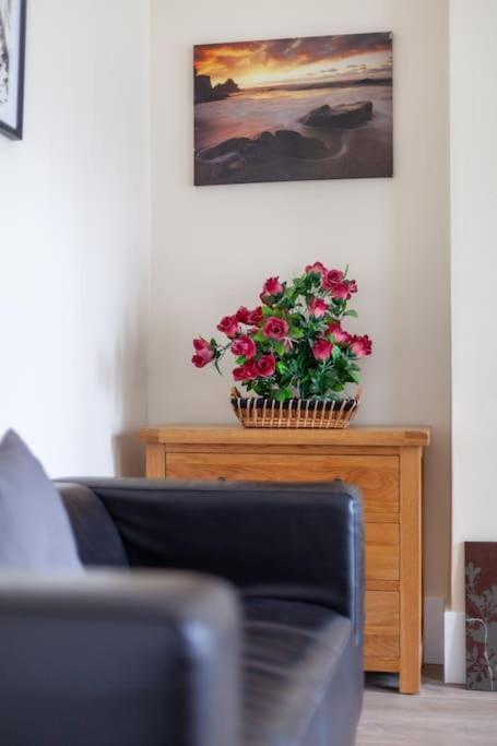 Spacious & Central 3-Bed Flat By Popular Waterloo! Londres Exterior foto