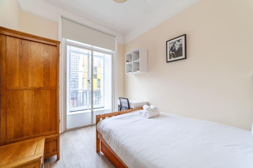 Spacious & Central 3-Bed Flat By Popular Waterloo! Londres Exterior foto