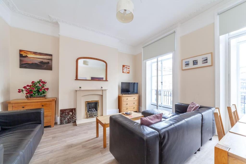 Spacious & Central 3-Bed Flat By Popular Waterloo! Londres Exterior foto